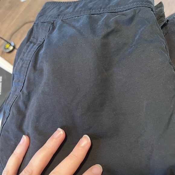 Prana VNTG Y2K Era Black Cargo Shorts - Picture 4 of 4